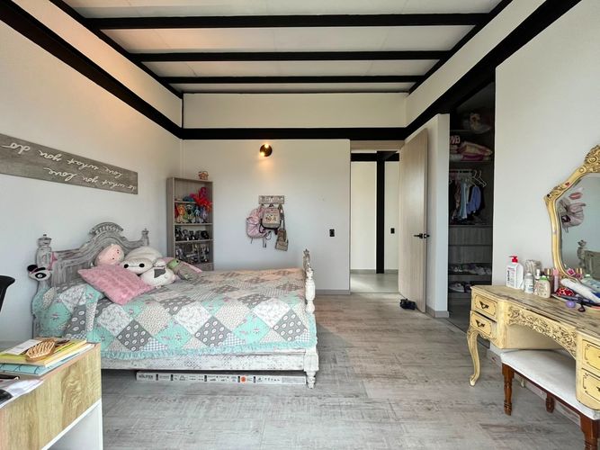 Casa de 3 alcobas en venta en Escobero, Envigado, 340 m² · foto 13 de 20