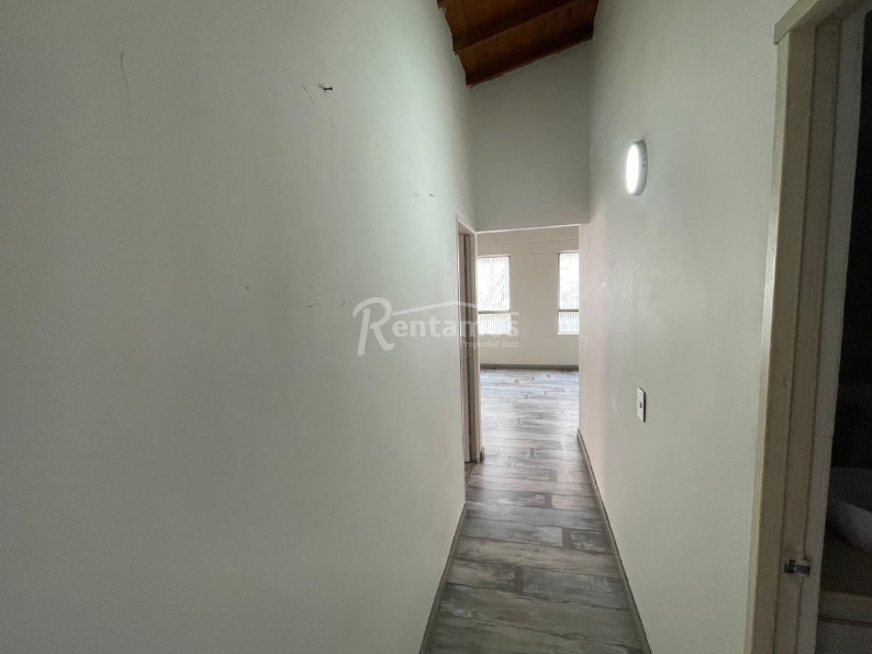 Apartamento en venta en El Poblado, Medellín · foto 5 de 13
