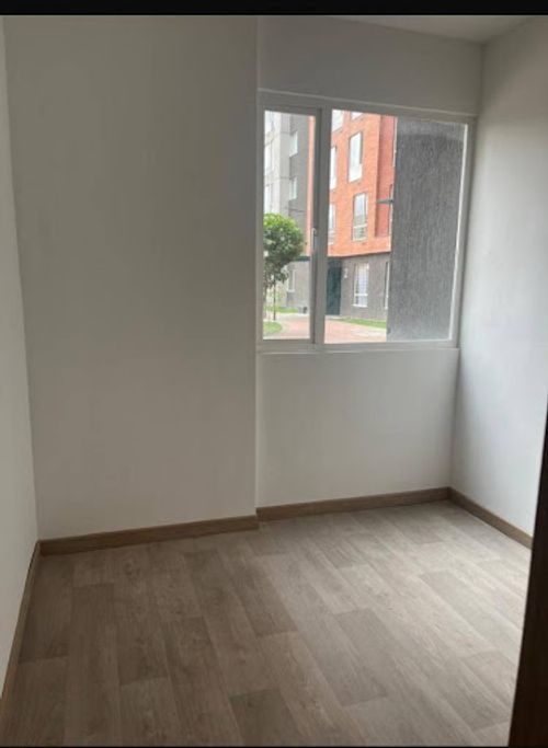 Apartaestudio en venta en El Vergel, Bogotá, 29 m² · foto 2 de 8