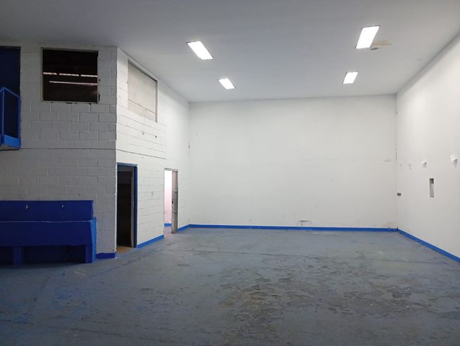 Bodega en arriendo en Los Naranjos, Itagüí, 2950 m² · foto 12 de 20