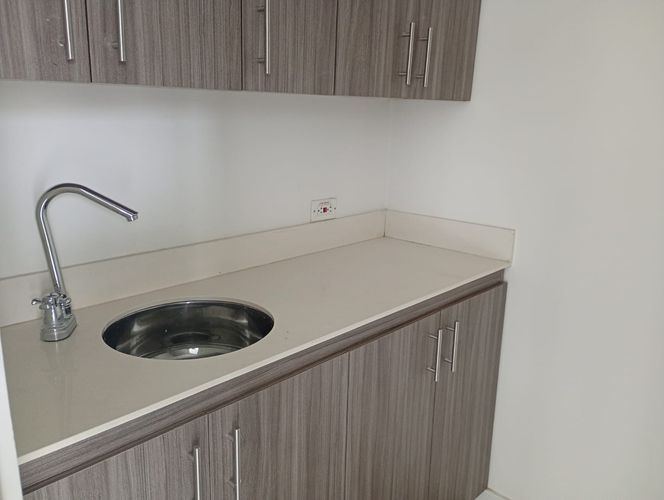 Oficina en arriendo en El Poblado, Medellín, 120 m² · foto 8 de 14