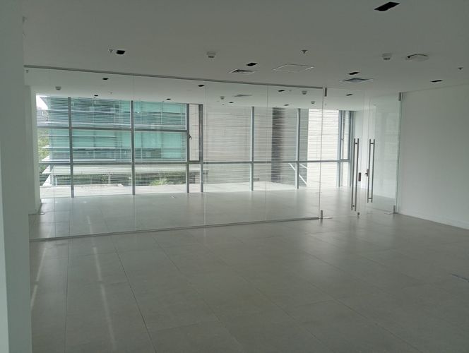 Oficina en arriendo en El Poblado, Medellín, 120 m² · foto 6 de 14