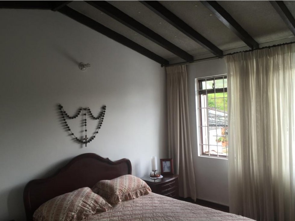 Casa en venta en La Camelia, Manizales · foto 18 de 24