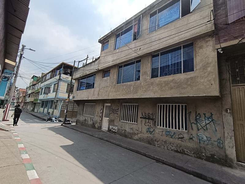 Casa en venta en Tayrona, Bogotá · foto 3 de 17