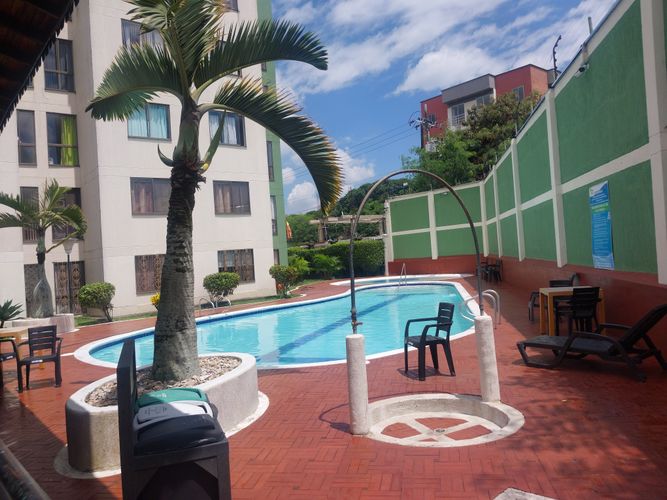 Apartamento de 3 alcobas en venta en Altamira, Palmira, 82 m² · foto 4 de 14