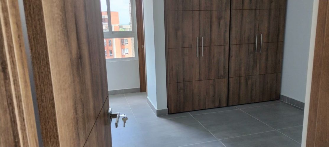 Apartamento de 3 alcobas en venta en Ciudad Jardin, Cali, 160 m² · foto 14 de 22