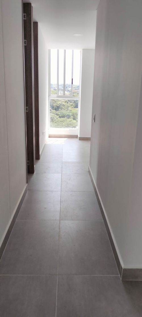 Apartamento de 3 alcobas en venta en Ciudad Jardin, Cali, 160 m² · foto 12 de 22
