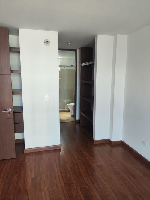 Apartamento de 3 alcobas en venta en Villa Hermosa, Bogotá, 67 m² · foto 16 de 21