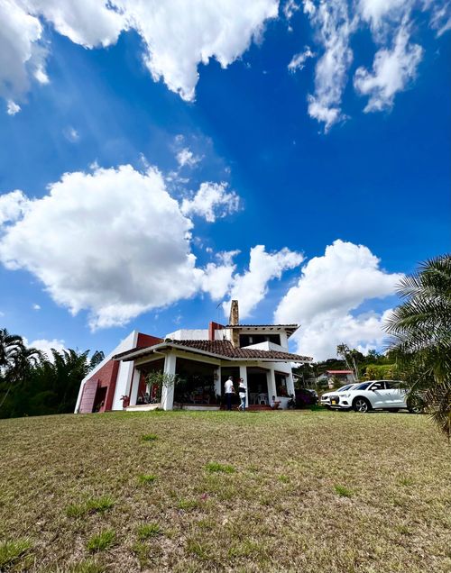Casa de 4 alcobas en venta en El Carmen, Cali, 290 m² · foto 4 de 18