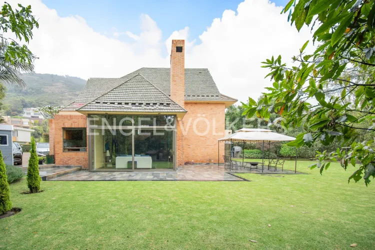 Casa de 4 alcobas en venta en Aposentos, Sopó, 440 m² · foto 17 de 18