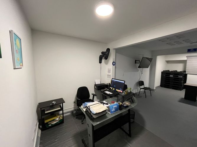 Oficina en venta en San Vicente, Cali, 500 m² · foto 13 de 24