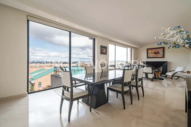 Casa de 4 alcobas en venta en Bosques Del Marques, Bogotá, 491 m² · foto 3 de 20