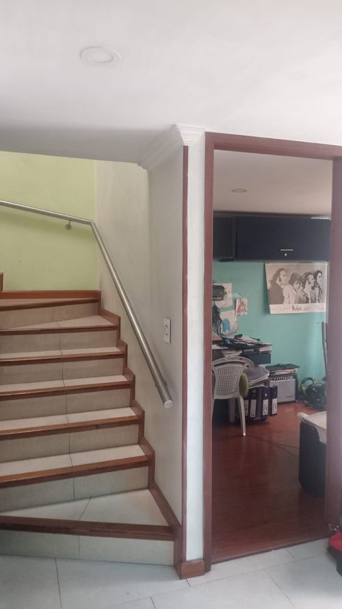 Casa de 3 alcobas en venta en Mandalay, Bogotá, 280 m² · foto 10 de 16