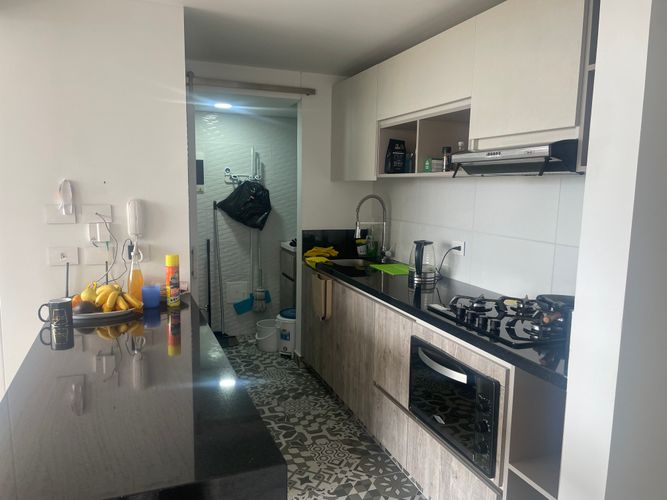 Apartamento de 3 alcobas en venta en Hipotecho, Bogotá, 80 m² · foto 8 de 24