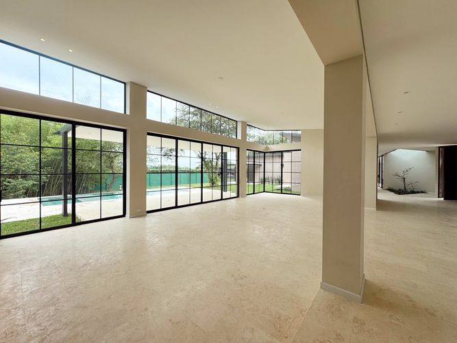 Casa de 4 alcobas en venta en San Pedro, Cali, 730 m² · foto 9 de 24