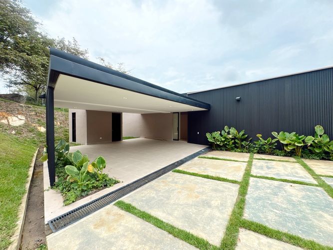 Casa de 4 alcobas en venta en San Pedro, Cali, 730 m² · foto 7 de 24