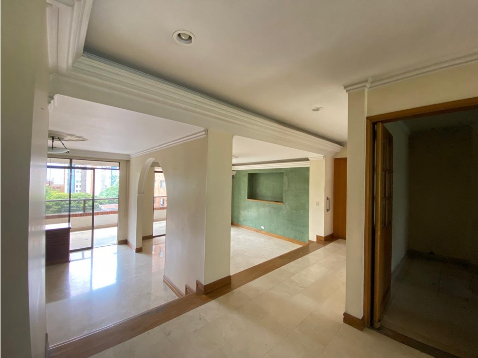 Apartamento en venta en Castropol, Medellín 3