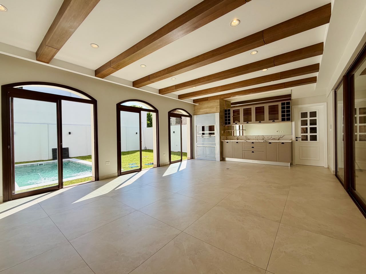 Casa en venta en Mburucuyá, Asunción — foto 3