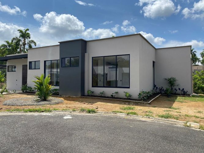 Casa de 3 alcobas en venta en San Jose, Pereira, 1650 m² · foto 3 de 13