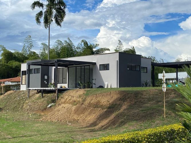 Casa de 3 alcobas en venta en San Jose, Pereira, 1650 m² · foto 6 de 13
