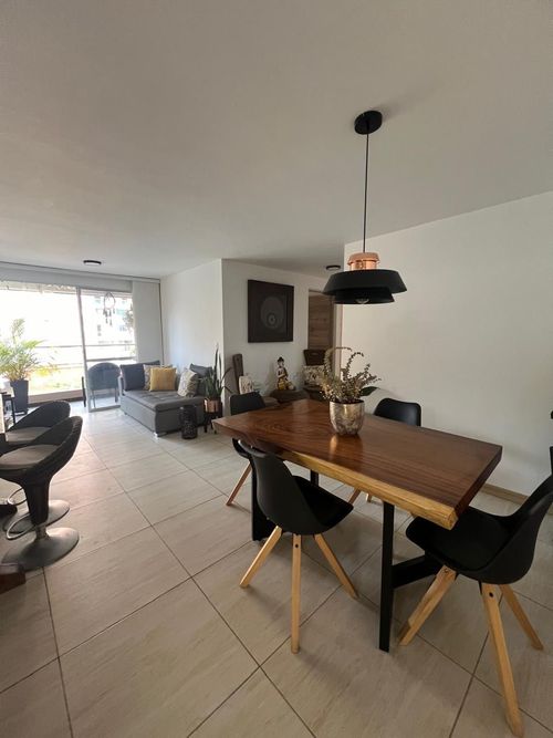 Apartamento de 3 alcobas en venta en Los Profesionales, Pereira, 75 m² · foto 3 de 10