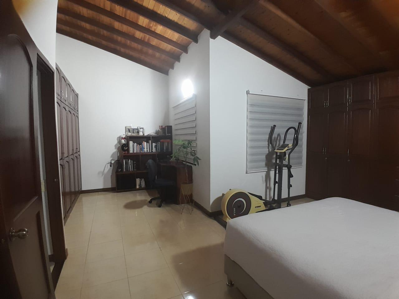 Casa en venta en Los Alamos, Pereira · foto 11 de 18