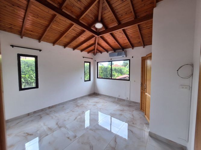 Casa de 3 alcobas en venta en Cerritos, Pereira, 805 m² · foto 6 de 24