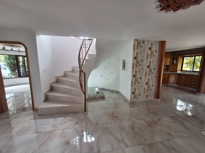 Casa de 3 alcobas en venta en Cerritos, Pereira, 805 m² · foto 13 de 24