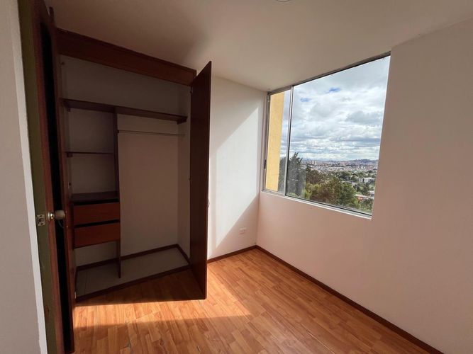 Apartamento de 3 alcobas en venta en Soratama, Bogotá, 55 m² · foto 5 de 14