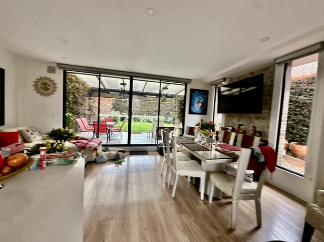 Casa de 3 alcobas en venta en Centro Historico, Chía, 160 m² · foto 2 de 24