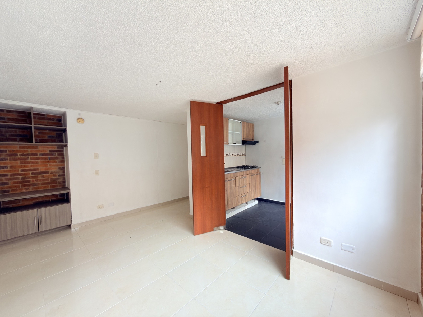 Apartamento en venta en Fontibon, Bogotá · foto 3 de 11