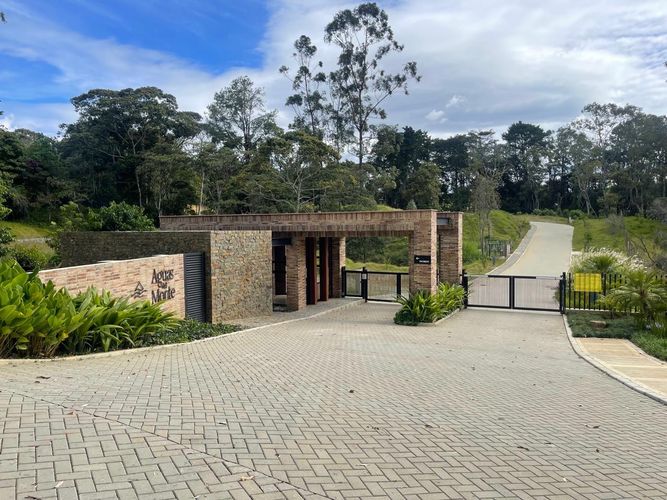 Lote en venta en Llano Grande, Rionegro, 1500 m² · foto 2 de 7