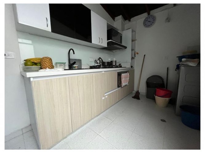 Apartamento de 3 alcobas en venta en Los Alcazares, Sabaneta, 88 m² · foto 4 de 24