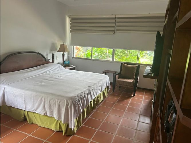 Casa de 5 alcobas en venta en Ciudad Jardin, Cali, 357 m² · foto 5 de 9