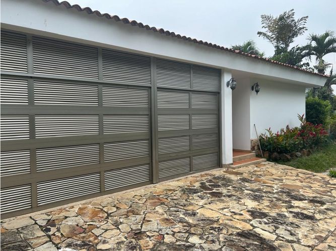 Casa de 5 alcobas en venta en Ciudad Jardin, Cali, 357 m² · foto 9 de 9