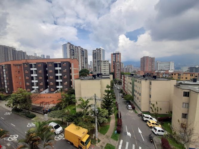 Apartamento de 2 alcobas en arriendo en Virgen Del Carmen, Sabaneta, 60 m² · foto 4 de 19
