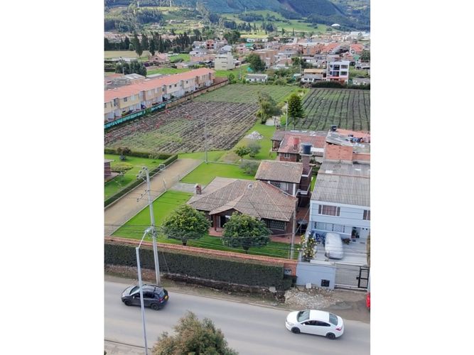Lote en venta en Centro, Cajicá, 500 m² · foto 2 de 5