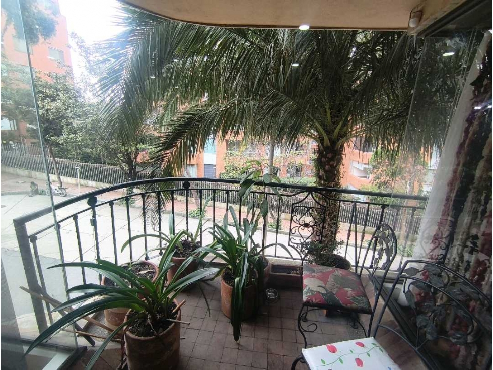 Apartamento en venta en Los Rosales, Bogotá · foto 5 de 24