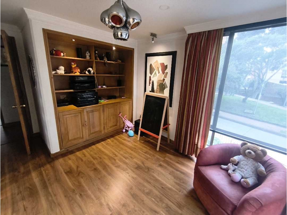 Apartamento en venta en Los Rosales, Bogotá · foto 13 de 24