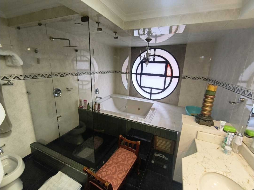 Apartamento en venta en Los Rosales, Bogotá · foto 18 de 24