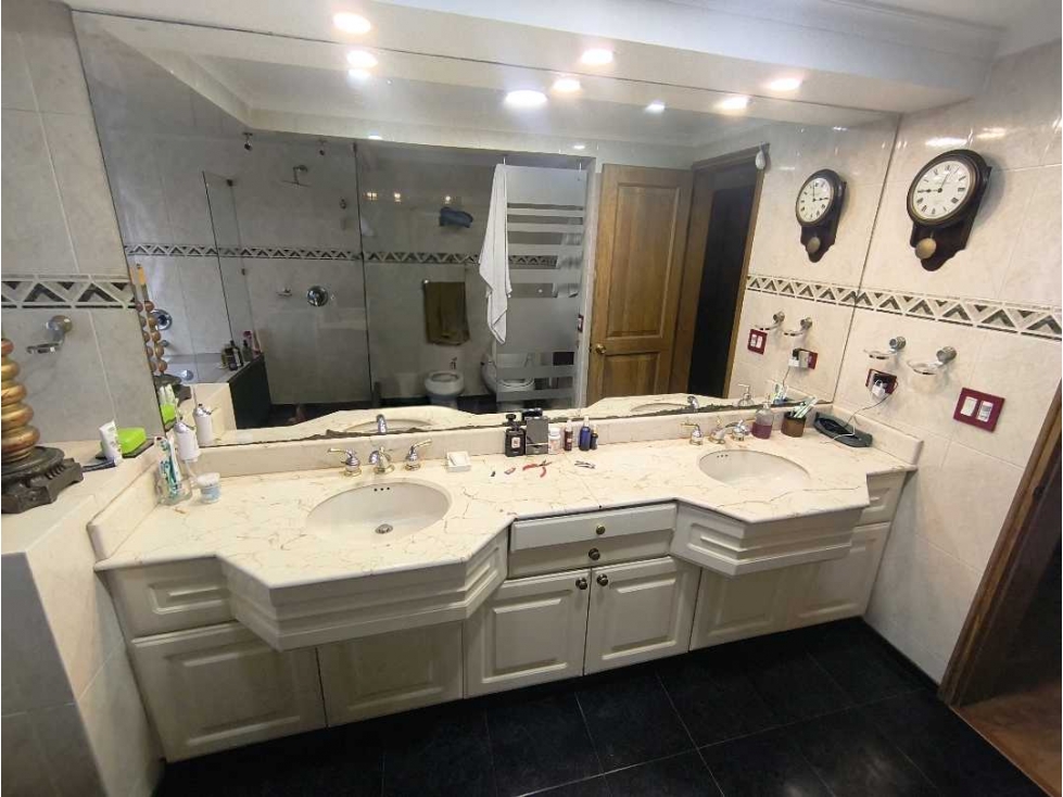 Apartamento en venta en Los Rosales, Bogotá · foto 19 de 24
