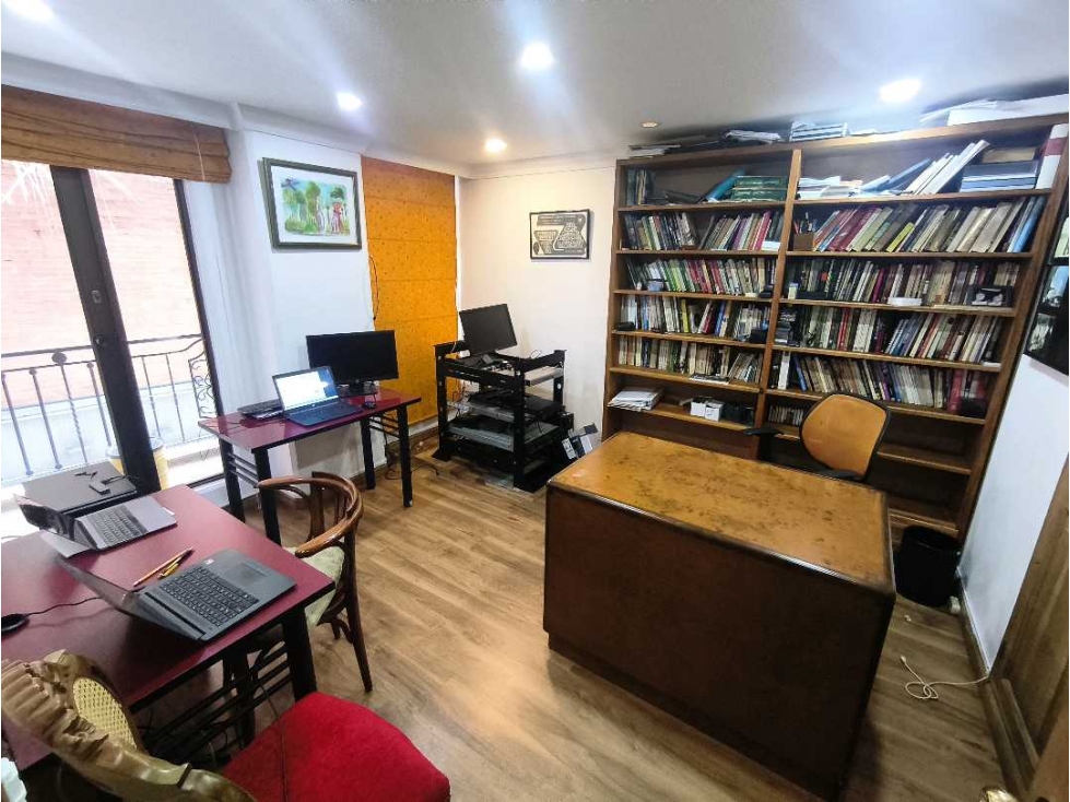 Apartamento en venta en Los Rosales, Bogotá · foto 23 de 24