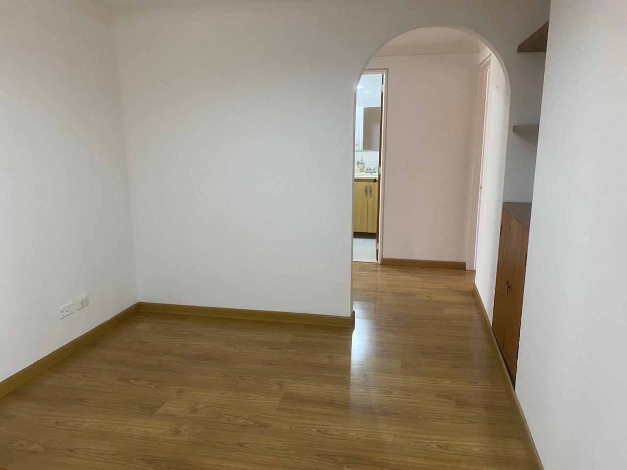 Apartamento en venta en Santa Barbara Central, Bogotá · foto 6 de 14