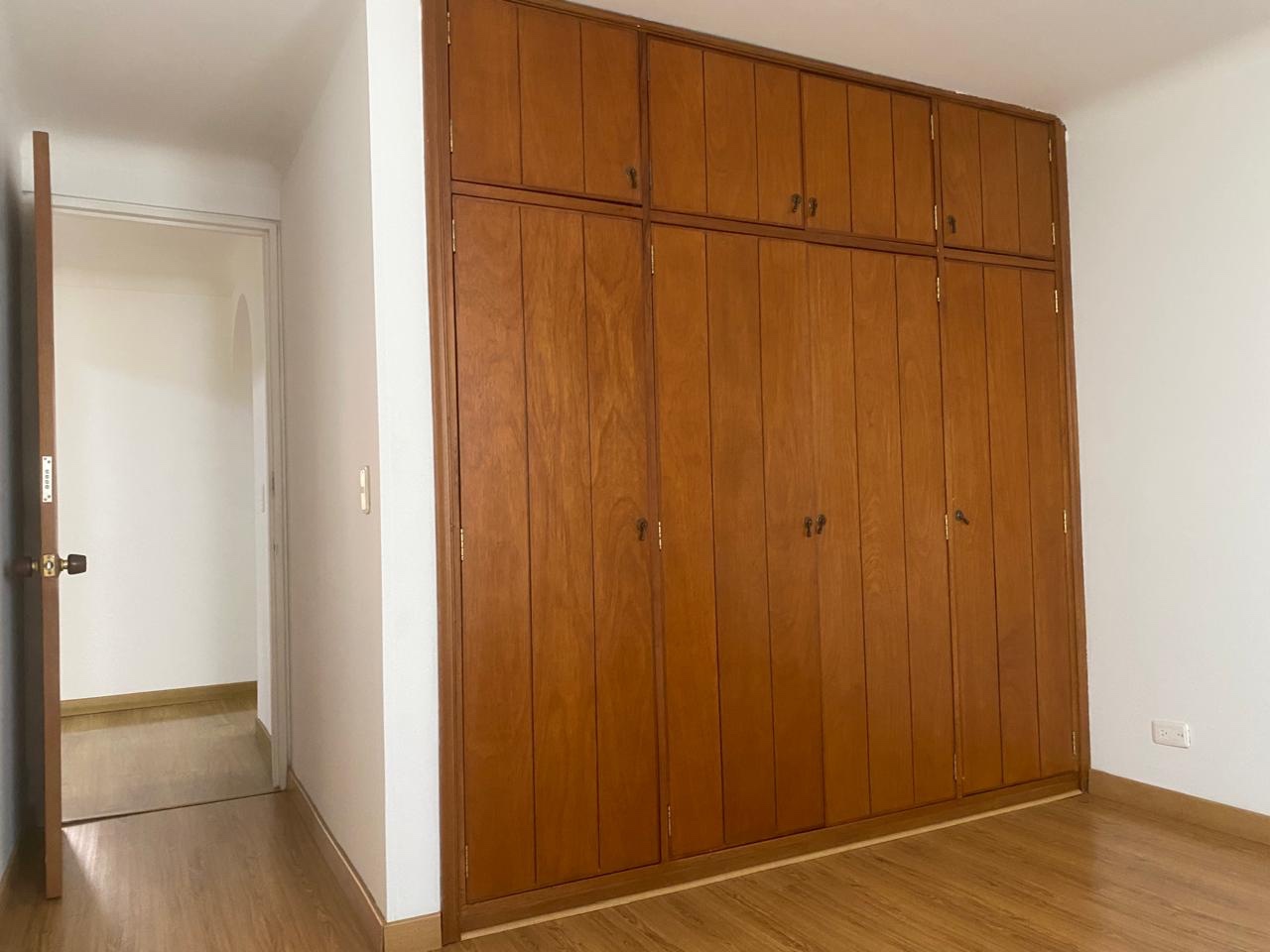 Apartamento en venta en Santa Barbara Central, Bogotá · foto 11 de 14