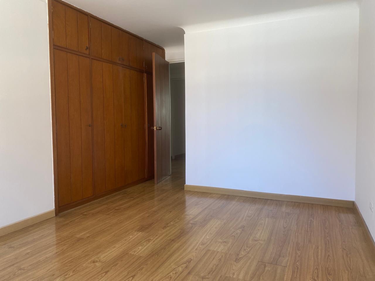 Apartamento en venta en Santa Barbara Central, Bogotá · foto 13 de 14