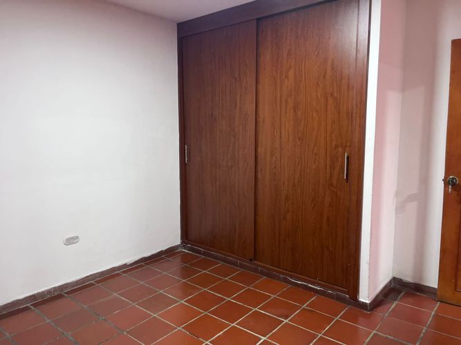 Apartamento de 2 alcobas en venta en Primero De Mayo, Cali, 65 m² · foto 10 de 18