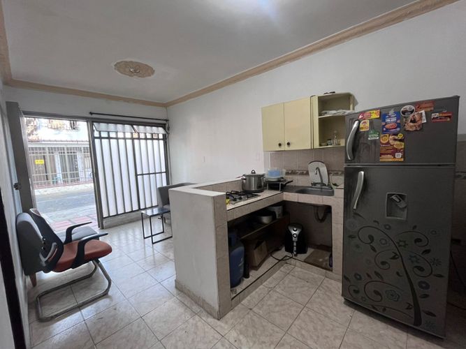 Apartamento de 2 alcobas en venta en Primero De Mayo, Cali, 65 m² · foto 16 de 18