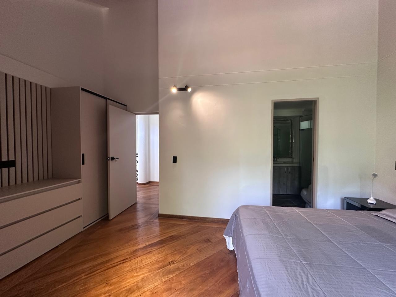 Casa en arriendo en El Poblado, Medellín · foto 13 de 20