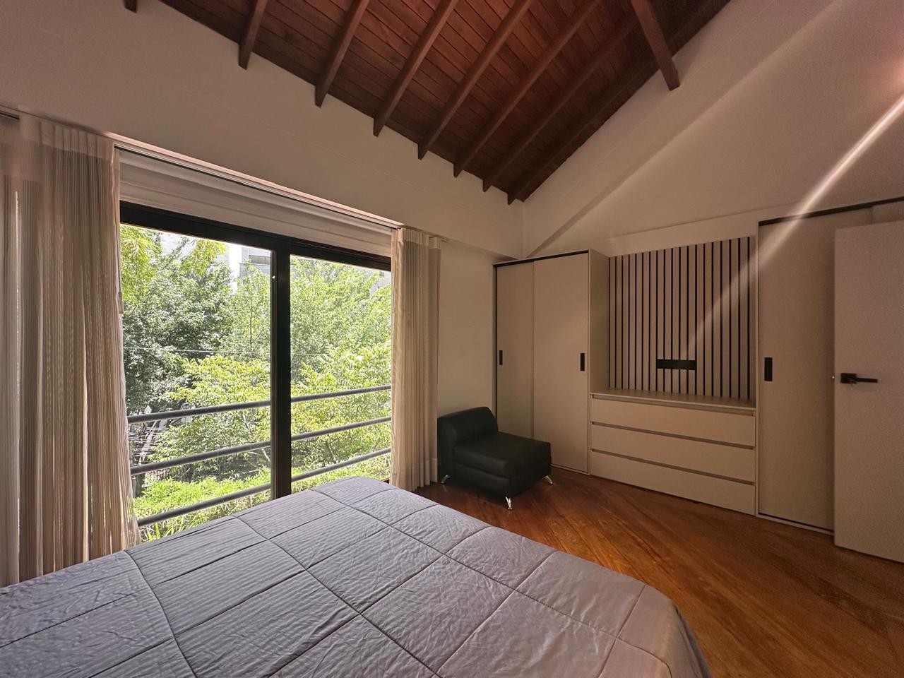 Casa en arriendo en El Poblado, Medellín · foto 14 de 20