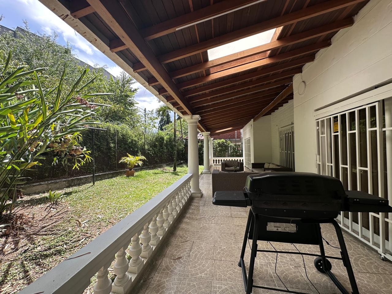 Casa en arriendo en El Poblado, Medellín · foto 20 de 20